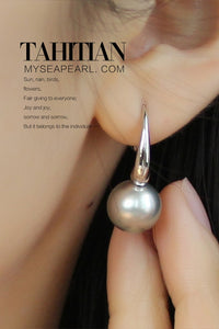 Akoya Vs. South Sea Pearl: Which Is Better?