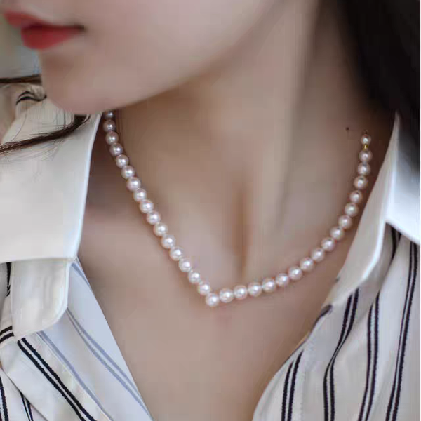 4.5-5.0mm-Freshwater-Cultured-Pearl-Heart-Shaped-Necklace